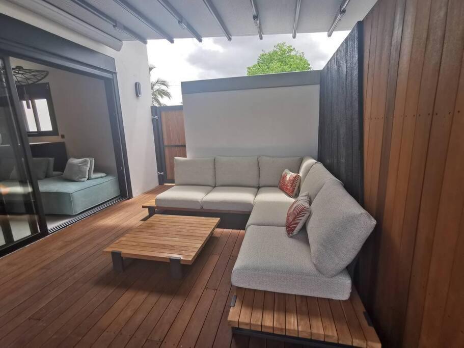 Summer Cosy - Villa Classee 4 Etoiles - 2 Suites Avec Piscine Chauffee Et Jacuzzi Integre Idealement Situee Chemin Summer Saint-Gilles-les-Bains Exterior foto