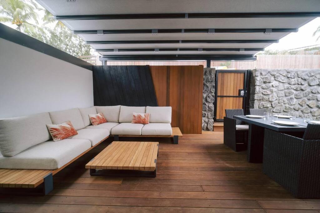 Summer Cosy - Villa Classee 4 Etoiles - 2 Suites Avec Piscine Chauffee Et Jacuzzi Integre Idealement Situee Chemin Summer Saint-Gilles-les-Bains Exterior foto
